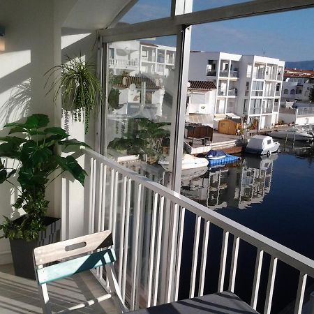 Superbe Appartement , Tout Confort, 40 M2 + 10 M2 Terrasse 艾姆布里亚布拉瓦 外观 照片